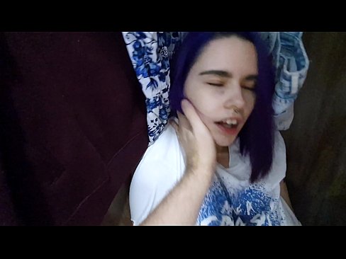 ❤️ Našao sam svoju sestru u ormaru i pomogao joj da svrši ❤️ Porno kod nas hr.liporno.ru ﹏